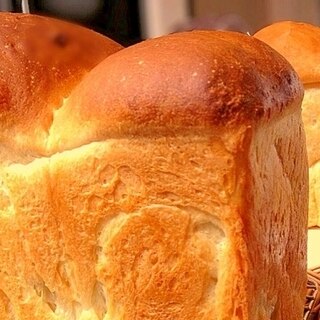「パンの記念日」夜こねて朝焼くだけ！初めてでも作れる簡単な「低温発酵パン」